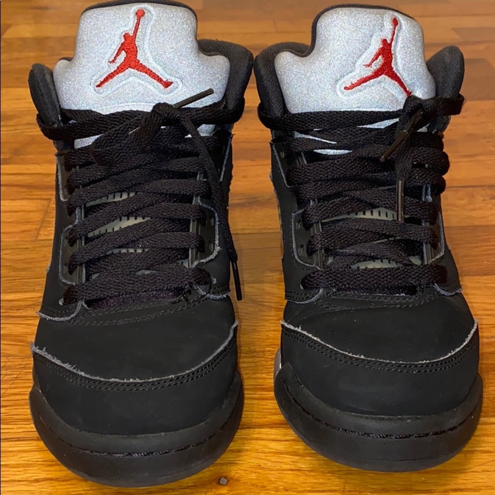 ⚫️🔴 Jordan 5 Retro ⚫️🔴